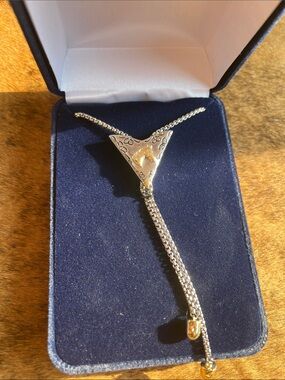 Montana silversmiths horse bolo tie style necklace